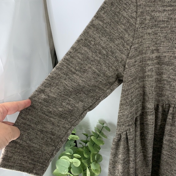 New Boutique Olive Brushed Knit Empire Waist Tunic - Picture 3 of 4